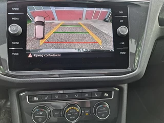 Volkswagen Tiguan Volkswagen Tiguan 1.5 TSI 150 Pk ACT Highline Dsg-7 Pano Digitaal dashboard - afbeelding nr 9