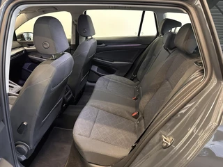 Volkswagen Golf Volkswagen Golf Variant 1.0 eTSI DSG-7 Aut. Life Business Airco|ECC Navi Carplay Wireless PDC VA + Camera Adaptive Cruise Control - afbeelding nr 8