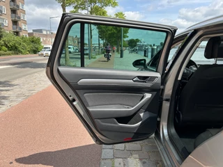 Volkswagen Passat Volkswagen Passat Variant 1.4 TSI ACT Connected Series Aut Navi ECC Pano Trekhaak - afbeelding nr 34