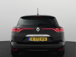 Renault Mégane Estate CAMERA / KEYLESS / FULL LED / CARPLAY / DAB+ / NAVI / CLIMA / PDC / NL-AUTO - afbeelding nr 4