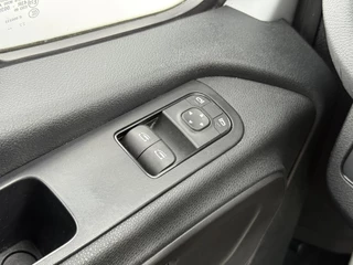 Mercedes-Benz Sprinter Mercedes-Benz Sprinter 315 1.9 CDI L2H2 Climate Control Cruise Control Carplay Camera Parkeersensoren voor achter - afbeelding nr 23