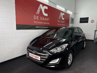 Hyundai i30 Hyundai i30 1.6 GDi GO! - NAVI/CLIMA/CAMERA/CRUISE/NAP - afbeelding nr 2