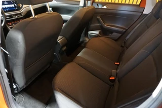 Volkswagen Polo Volkswagen Polo 1.0 TSI COMFORTLINE BUSINESS R-LINE / AIRCO/ NAVIGATIE - afbeelding nr 13
