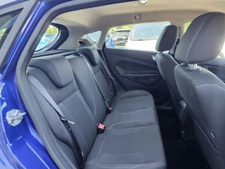 Ford Fiesta Ford Fiesta 1.0 EcoBoost Titanium | 100pk | Trekhaak | Cruisecontrol | Navigatie | LMV | Keurige nette auto! - afbeelding nr 10