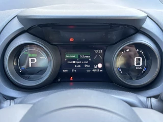 Toyota Yaris Toyota Yaris 1.5 Hybrid Dynamic | Keyless | LED | Stoelverw. - afbeelding nr 26