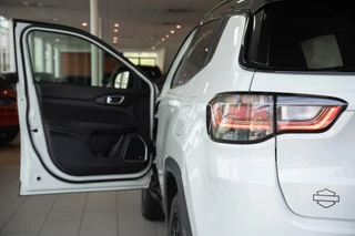 Jeep Compass Jeep Compass 4xe 240 Hybrid| Org NL|1Ste Eig|SRT|Upland MY2023|HD Edition 1 of 1|Uniek|Dealer Onderhouden - afbeelding nr 7