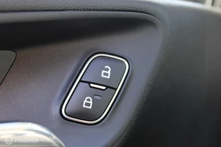 Ford Fiesta Ford Fiesta 1.1 Trend, Navigatiesysteem full map, Parkeersensor achter, Cruise control, Rijstrooksensor met correctie - afbeelding nr 20