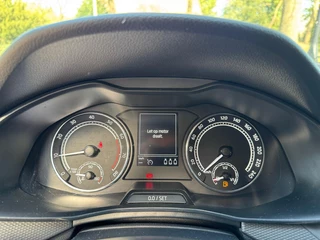 Škoda Scala Airco/Lichtmetalen velgen/Cruise control - afbeelding nr 14