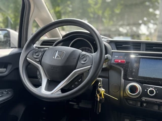 Honda Jazz Honda Jazz 1.3 i-VTEC Comfort Cruise control, Parkeersensoren V+A . All-in Rijklaarpijs - afbeelding nr 15