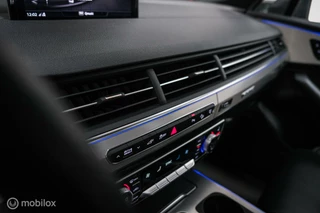 Audi Q7 Audi Q7 3.0 TDI e-tron quattro S-Line 373 pk | Luchtvering | Rijklaarprijs | Daytona Grijs | Plug in hybrid | NL auto NAP | - afbeelding nr 18