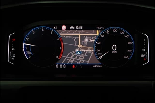 Volkswagen T-Roc Volkswagen T-Roc 1.0 TSI Life Business > Camera/Winterpakket/17 inch/Adapt.cruise... - afbeelding nr 6