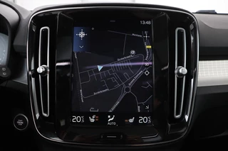 Volvo XC40 Volvo XC40 1.5 T4 Recharge R Design | Panoramadak |  Trekhaak | 360 camera | Stoel & stuurverwarming | Harman/Kardon | Adaptive cruise | Carplay - afbeelding nr 13