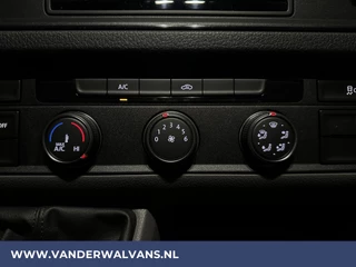 Volkswagen Crafter Volkswagen Crafter 2.0 TDI 140 pk L3H3 L2H2 Euro6 Airco | Navigatie | Apple Carplay | Android Auto | Cruisecontrol Bijrijdersbank, 3000kg trekvermogen, zilver - afbeelding nr 7