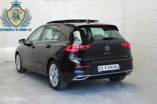 Volkswagen Golf Volkswagen Golf  1.5 eTSI DSG PANO NAVI Elect. stoel IQ LED - afbeelding nr 4