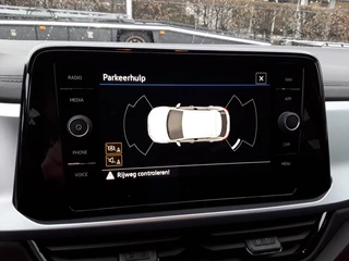 Volkswagen T-Roc - afbeelding nr 10