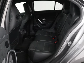 Mercedes-Benz A-Klasse Mercedes-Benz A-klasse 250 e AMG Line | Widescreen | Camera |  Sfeerverlichting | Stoelverwarming | Full-LED | Navigatie | DAB+ | Cruise control - afbeelding nr 7
