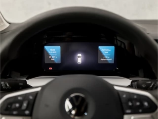 Volkswagen Golf (APPLE CARPLAY, GROOT NAVI, ADAPTIVE CRUISE, TREKHAAK ELEKTRISCH, KEYLESS START, SPORTSTOELEN, DAB+, LED KOPLAMPEN, NIEUWE APK, NIEUWSTAAT) - afbeelding nr 21
