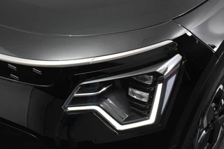 Kia Niro EV Kia Niro EV DynamicPlusLine 64.8 kWh Nieuw Model! | Navigatie Half Leder Schuif-kantel dak Electrisch bedienbare achterklep DAB Led Camera - afbeelding nr 29