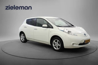 Nissan Leaf Acenta 30 kWh - Navi, Camera, Stuur/Stoel Verwarming