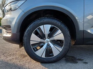 Volvo XC40 1.5 T3 157pk Momentum Business Pack Connect | Origineel NL | Navi | Clima | Adap. Cruise | Panorama Schuifdak | Led Koplampen | Pdc V+A+Camera | Rijstrook+Licht+Regensenor | 18''lm - afbeelding nr 31