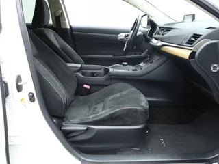 Lexus CT - afbeelding nr 17