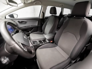 SEAT Leon (APPLE CARPLAY, NAVIGATIE, CLIMATE, CAMERA, KEYLESS, SPORTSTOELEN, GETINT GLAS, LANE ASSIST, PARKEERSENSOREN, NIEUWE APK, NIEUWSTAAT) - afbeelding nr 13