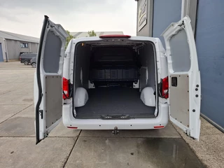 Mercedes-Benz Vito Mercedes-Benz Vito 116 CDI Lang AIRCO / CRUISE CONTROLE / NAVI / L2H1 / TREKHAAK / N.A.P - afbeelding nr 15
