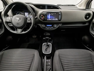 Toyota Yaris Toyota Yaris 1.5 Hybrid Active Automaat (CAMERA, CLIMATE, CRUISE, SPORTSTOELEN, LANE ASSIST, ELEK RAMEN, BLUETOOTH, NIEUWSTAAT) - afbeelding nr 6