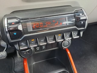 Suzuki Ignis Suzuki Ignis 1.2 Stijl l Automaat l Navi l Trekhaak l Clima l Camera l - afbeelding nr 9