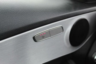 Mercedes-Benz C-Klasse Mercedes-Benz C-klasse Estate 180 AMG/Night/Multibeam/Camera/Stoelverw/Digtaal Display - afbeelding nr 34