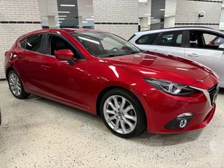 Mazda 3 Mazda 3 2.0 GT-M Sport Leder Bi-Xenon 18” Head-Up NAP Camera - afbeelding nr 1