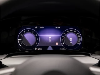 Volkswagen Golf Volkswagen Golf Variant 1.0 TSI Luxury Sport (APPLE CARPLAY, GROOT NAVI, SFEERVERLICHTING, STUUR/STOELVERWARMING, SPORTSTOELEN, KEYLESS, PARKEERSENSOREN, NIEUWSTAAT) - afbeelding nr 20