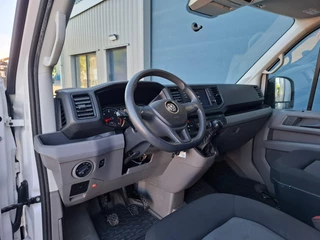 Volkswagen Crafter Volkswagen Crafter 35 2.0 TDI L3H3 Highline AIRCO / CRUISE CONTROLE / NAVI / CAMERA / TREKHAAK / CARPLAY - afbeelding nr 16