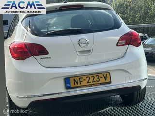 Opel Astra Opel Astra 1.6 Business+ - afbeelding nr 2