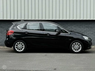 BMW 2 Serie BMW 2-serie Active Tourer 216d Corporate Lease Essential LED Navigatie Dealer Onderhouden - afbeelding nr 6