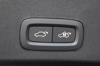 Volvo EX40 Volvo EX40 Extended Ultra Black Edition 252pk/82kWh | HEICO Verlaagd | Trek - afbeelding nr 39