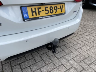 Peugeot 308 Peugeot 308 SW 1.6 BlueHDI 120 pk Blue Lease Executive Pack Trekhaak Panoramadak Camera Parkeersensoren DAB Clima en Cruise Control Wit Metallic Nette auto zuinige Euro 6 Diesel Station - afbeelding nr 16