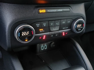 Ford Kuga 2.5 PHEV Automaat Titanium | Navi | Apple Carplay+Android Auto | Clima | Cruise | Head-Up | Led Koplampen | Keyless Entry | Pdc V+A+Camera | Rijstrook+Licht+Regensensor | Mistlampen | 17''lm - afbeelding nr 19