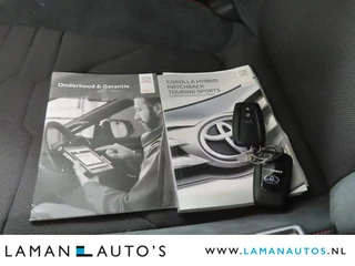 Toyota Corolla Touring Sports Toyota Corolla Touring Sports 2.0 Hybrid 184pk Executive | CarPlay Leder/Alcantara 18