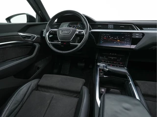 Audi e-tron Audi e-tron 50 Quattro S-Line Launch-Edition-Black 71 kWh (INCL-BTW) *PANO | LEATHER-MICROFIBRE | DIGI-COCKPIT | FULL-LED | MEMORY-PACK | ADAPTIVE-CRUISE | HEATED-SPORTSEATS | NAVI-FULLMAP | KEYLESS | SHIFT-PADDLES | 20