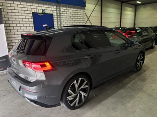 Volkswagen Golf Volkswagen Golf 1.5 eTSI R-Line - afbeelding nr 15