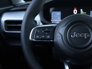 Jeep Avenger Jeep Avenger Summit 54kWh | Infotainment | Winter | Warmtepomp | 18