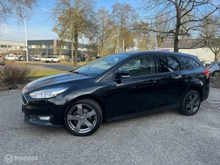 Ford Focus Ford Focus Wagon 1.0 Titanium 6/12 m garantie - afbeelding nr 2