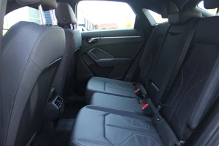 Audi Q3 Audi Q3 Sportback 35 TFSI 150PK S-TRONIC 7 S EDITION * NIEUWSTAAT * | S-LINE EXTERIEUR | S-LINE INTERIEUR | AUDI VIRTUAL COCKPIT | PANORAMISCH SCHUIF / KANTELDAK | NAVIGATIE | TWIN LEDEREN BEKLEDING ZWART MET ROTSGRIJS STIKSEL | VOORSTOELEN VERWARMBAAR | ACHTERUITRIJCAMERA | PARKEERSENSOREN VOOR / ACHTER | DODEHOEK DETECTIE |  ALARM SYSTEEM | FULL LED KOPLAMPEN INCLUSIEF LED ACHTERLICHTEN | ZWARTE HEMELBEKLEDING | AUDI SOUND SYSTEM | AMBIENTE VERLICHTING | 18