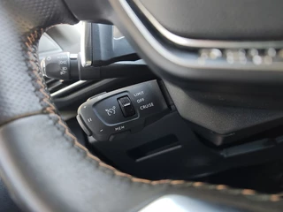 Peugeot 3008 Massagestoelen | Stoelverwarming | 19