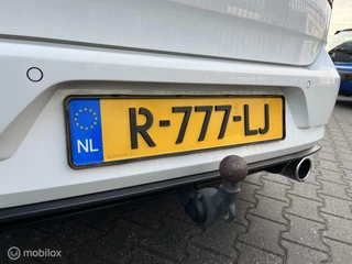 Volkswagen Golf Volkswagen Golf 7.5 2.0 TSI GTI DSG Automaat / Pano / ACC - afbeelding nr 11