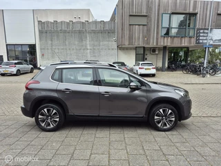Peugeot 2008 PEUGEOT 2008 1.2 PURETECH ALLURE / 1e Eigenaar / Panoramadak / - afbeelding nr 6