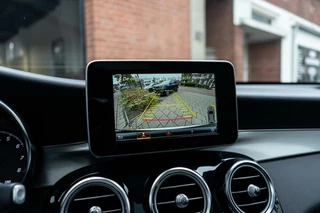 Mercedes-Benz GLC Mercedes GLC-klasse 250 4MATIC AMG Pano / Burmester / Trekhaak - afbeelding nr 14