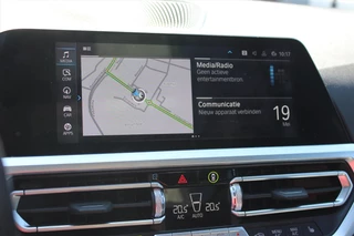 BMW 3 Serie BMW 3-Serie Touring (g21) 330e 292pk Aut Hybrid M-Sport Business Edition Plus | PanoramaDak | Trekhaak wegklapbaar | 360° Camera  | Nwpr €72.000,- | - afbeelding nr 9