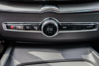 Volvo XC60 Volvo XC60 2.0 T6 Plug-in hybrid AWD Plus Bright PANORAMADAK ADAPTIVE CRUISE MEMORY - afbeelding nr 22